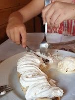 Palatschinken Mit Nutella Und Banane