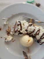 Pfannkuchen Mit Nutella Banane Schokosoße Sahne Und Vanilleeis